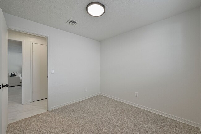 Building Photo - 121 NW 79th St