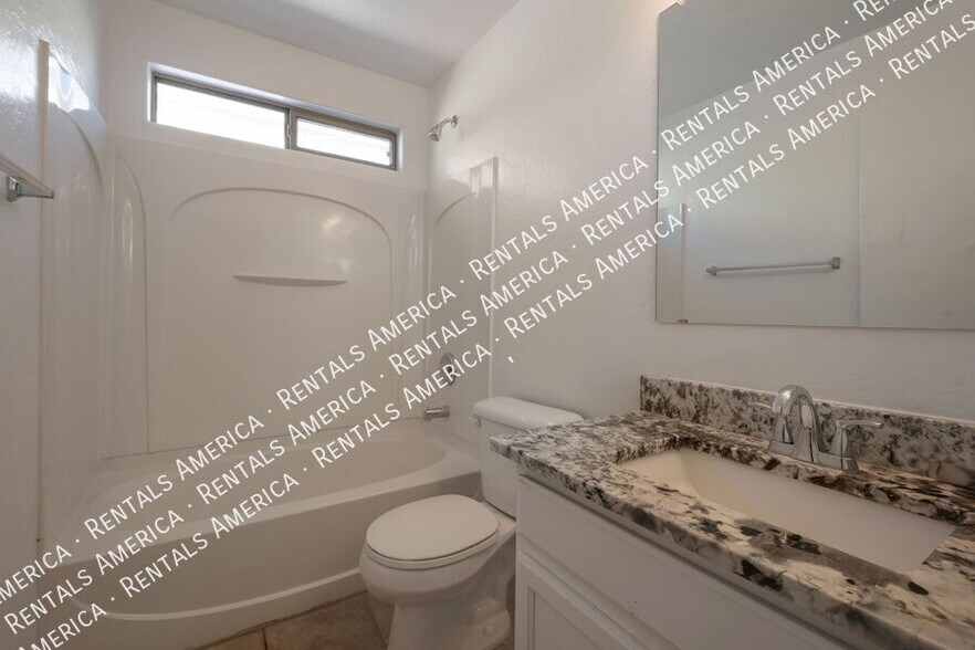 Building Photo - 40502 N Glen Meadows Ln