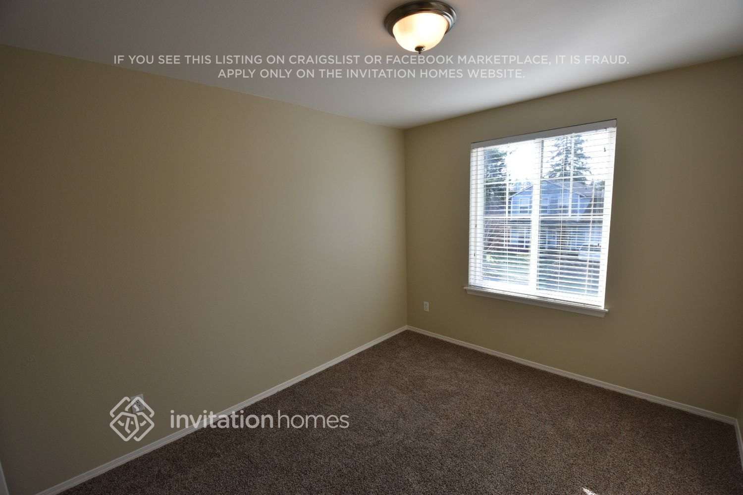 Building Photo - 2321 171st St E