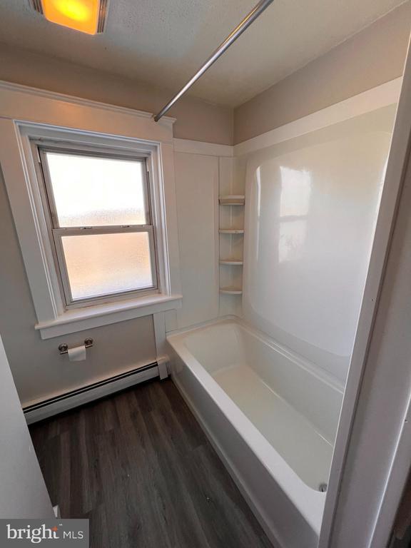 Building Photo - 2268 READING