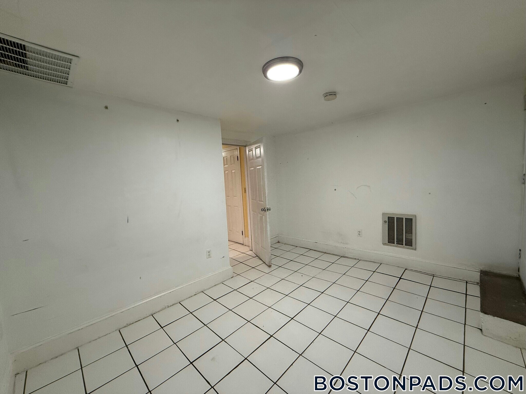 Building Photo - 6 Sewall St