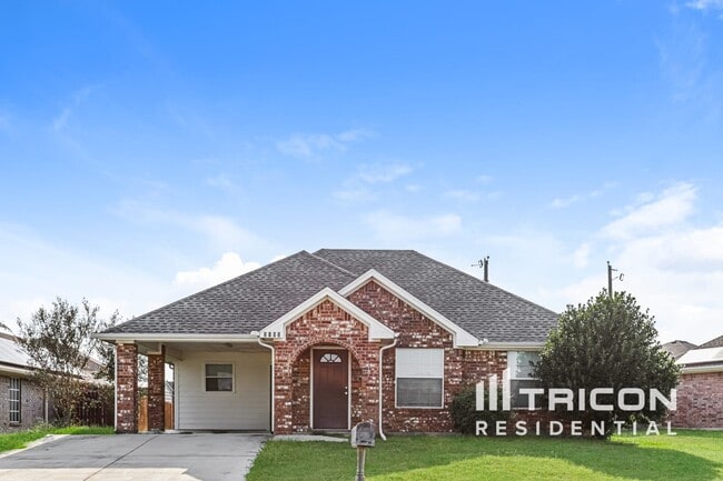 Building Photo - 3105 Cardinal Dr