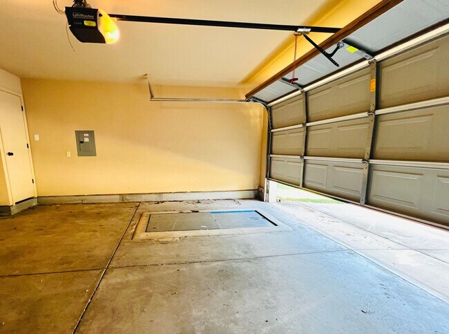 Building Photo - Beautiful 3BD 2BA Home in Norman!!