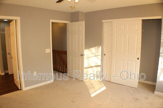 Building Photo - 6522 Crab Apple Dr
