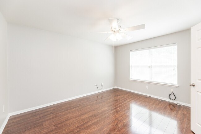 Building Photo - 3910 Enclave Mist Ln