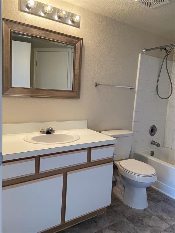 Building Photo - 2212 Grand Cayman Ct