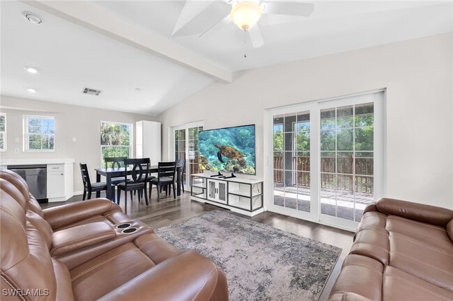 Building Photo - 4015 16th Ave SE