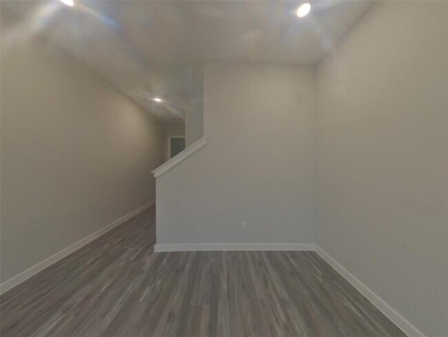 Building Photo - 22820 Terrazzo Dr