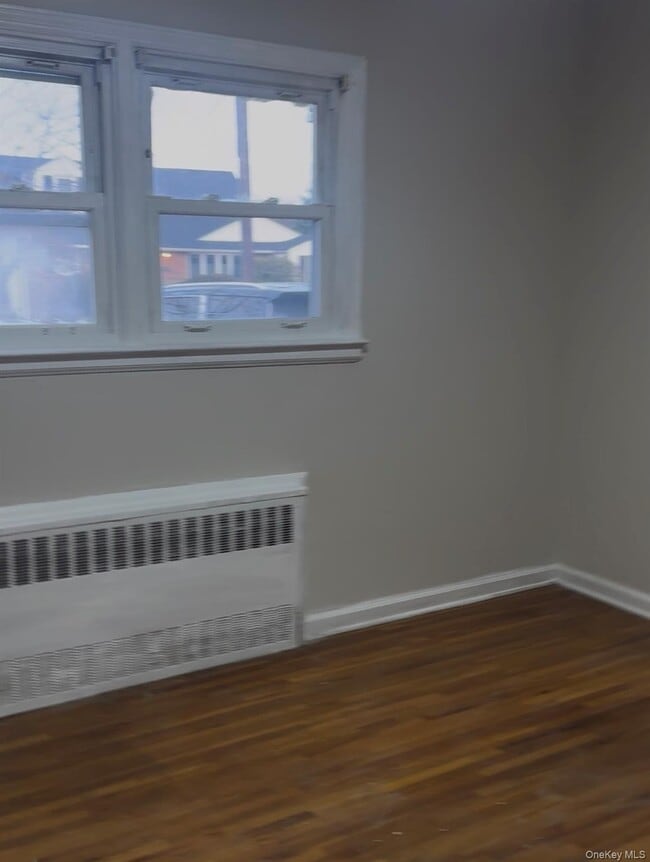 Building Photo - 92 Lawrence St