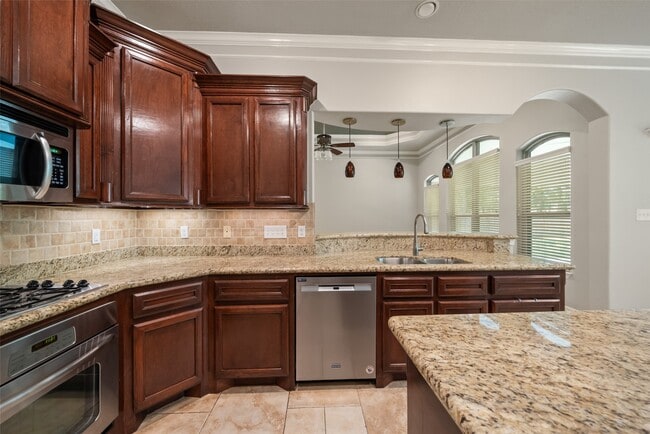 Building Photo - 1019 Monarch Oak Dr