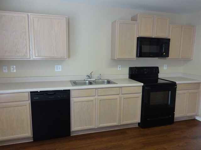 Building Photo - 7806 Brazoria Park