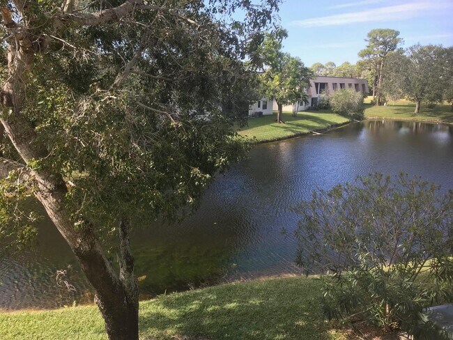 Building Photo - 4147 Oak Terrace Dr
