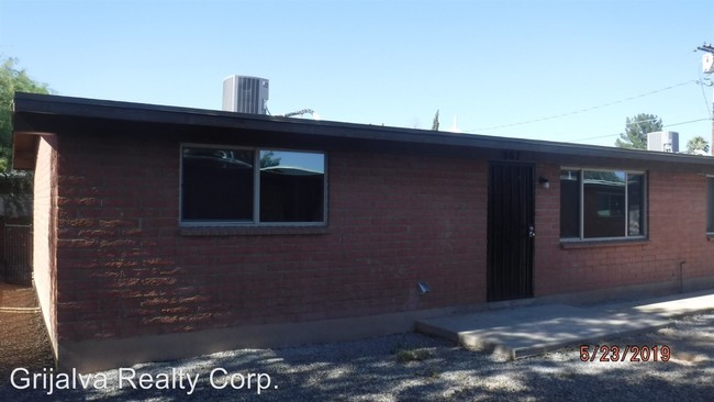 Primary Photo - 963 E Graybill Dr