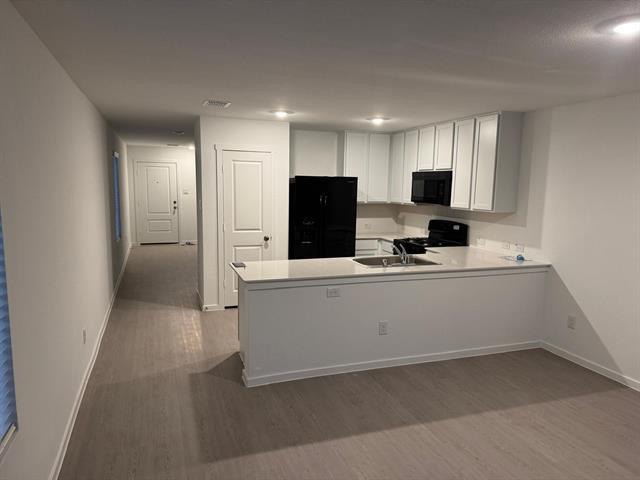 Building Photo - 3045 Tokara St