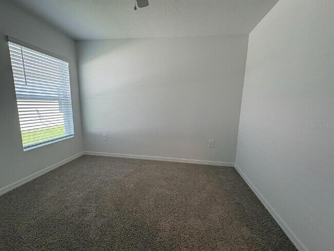 Building Photo - 8571 Sly Fox Loop