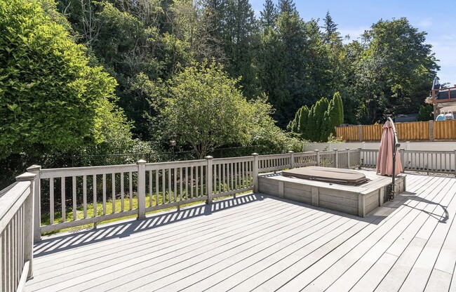 Building Photo - 1406 SE Condor Pl