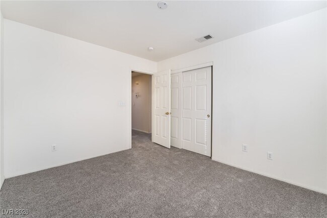 Building Photo - 2004 Diamond Brook Ct