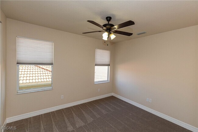 Building Photo - 11091 Sparkleberry Dr