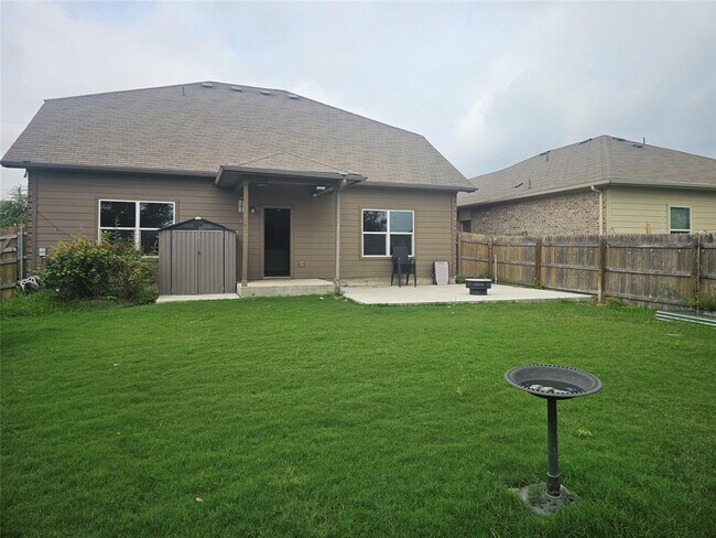Building Photo - 3112 Armidale Dr