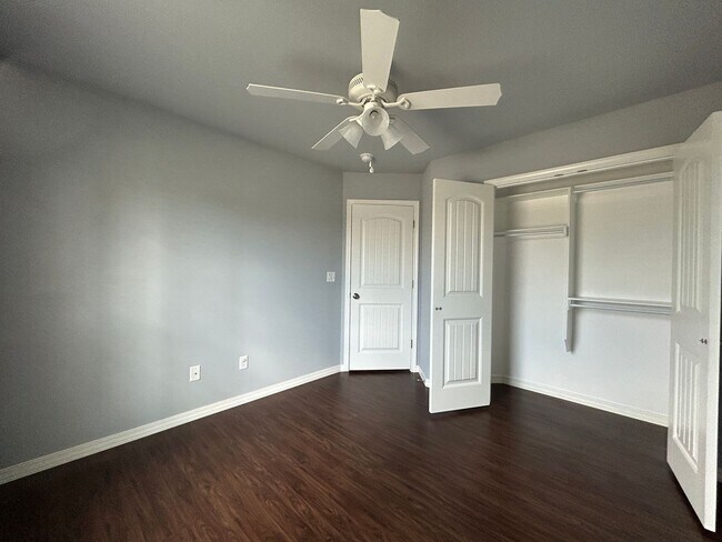 Building Photo - Move-In Special: New Residents Enjoy $250 Off First Month's Rent ?