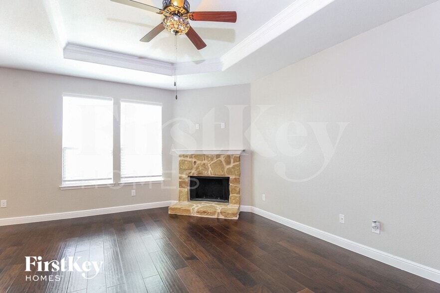 Building Photo - 2320 Bernese Ln