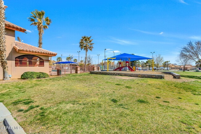 Building Photo - 11621 St Martin Way