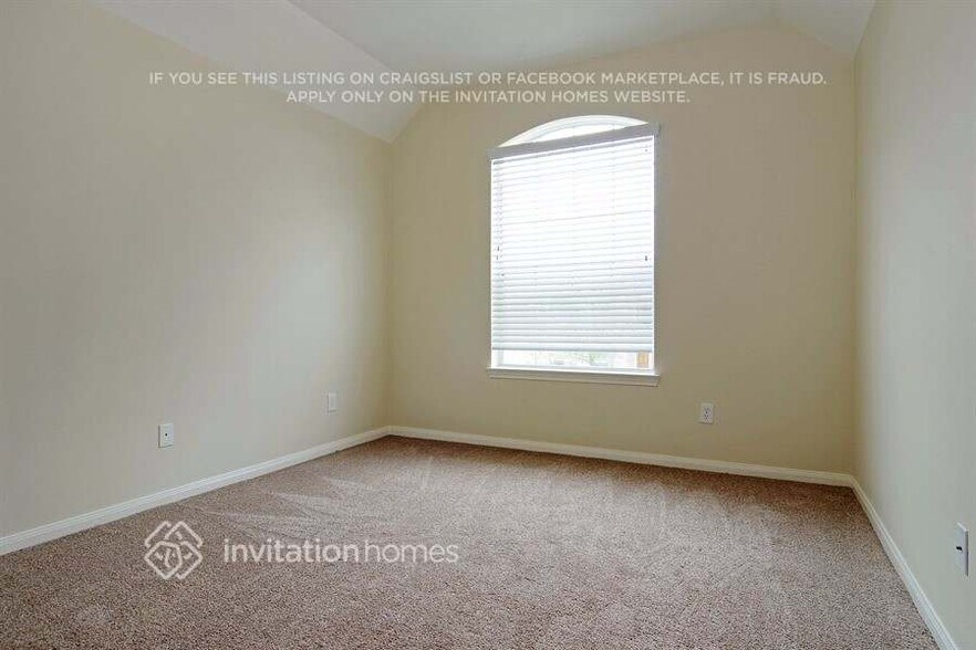 Building Photo - 62 Atascadero Dr