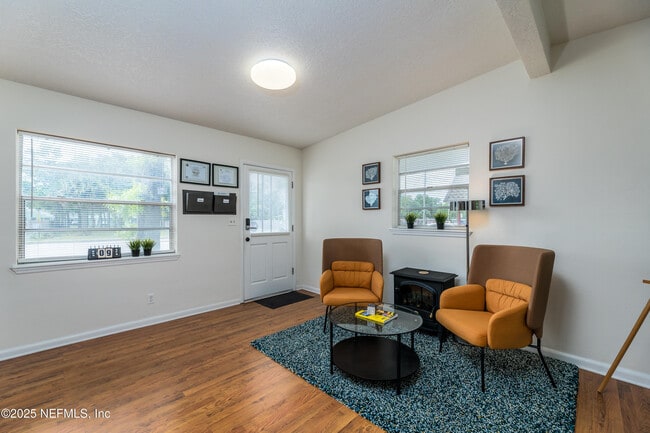 Building Photo - 7419 Merrill Rd