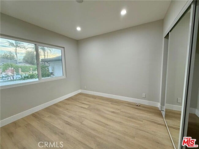 Building Photo - 8561 Marklein Ave