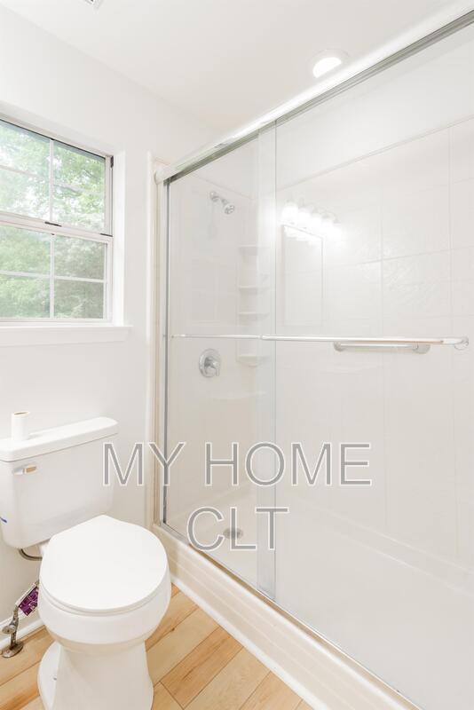 Building Photo - 8413 Woodford Bridge Dr