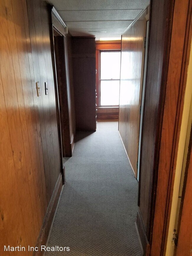 Building Photo - 1 br, 1 bath House - 52 1/2 Franklin St