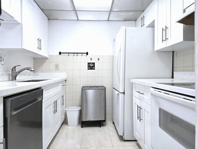 Building Photo - 300 NW 107th Ave