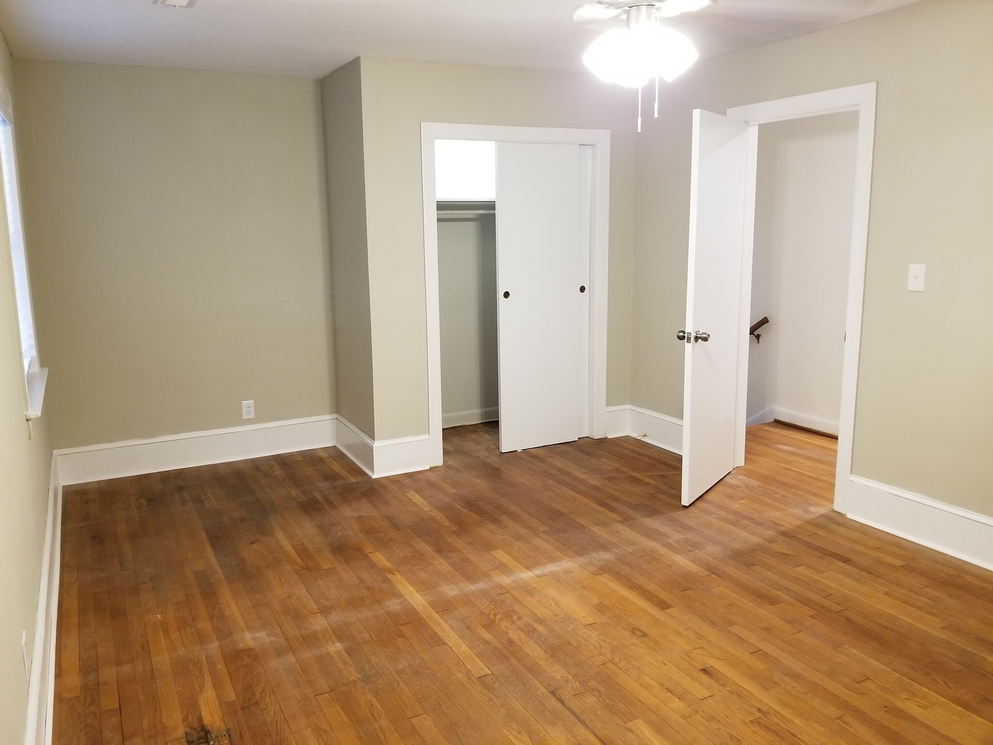 Bedroom hardwood floors - 312 Harvey Cir