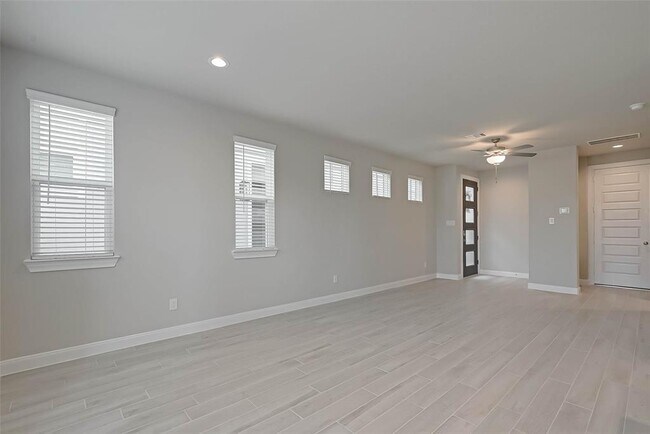 Building Photo - 3121 Cloud Forest Ln