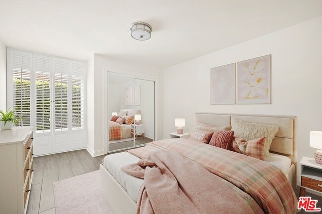 Building Photo - 1329 Avenida de Cortez