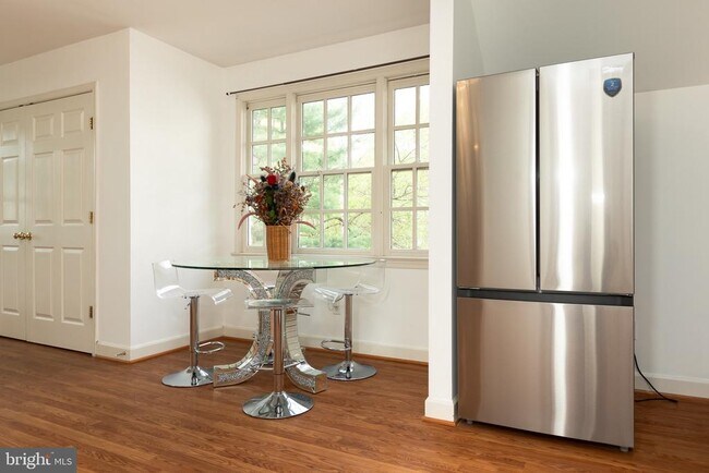 Building Photo - 13039 Glen Mill Rd