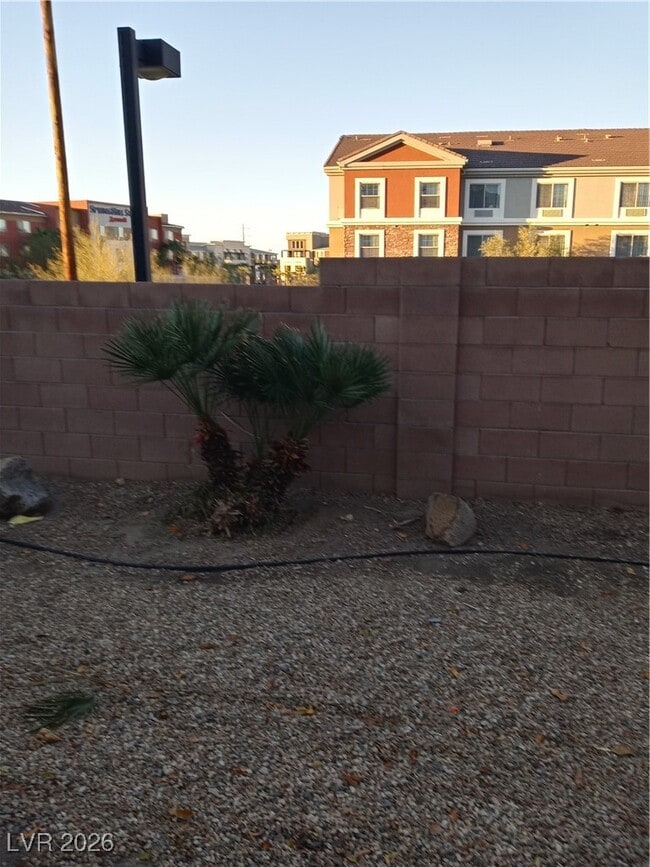 Building Photo - 1432 Evening Song Ave