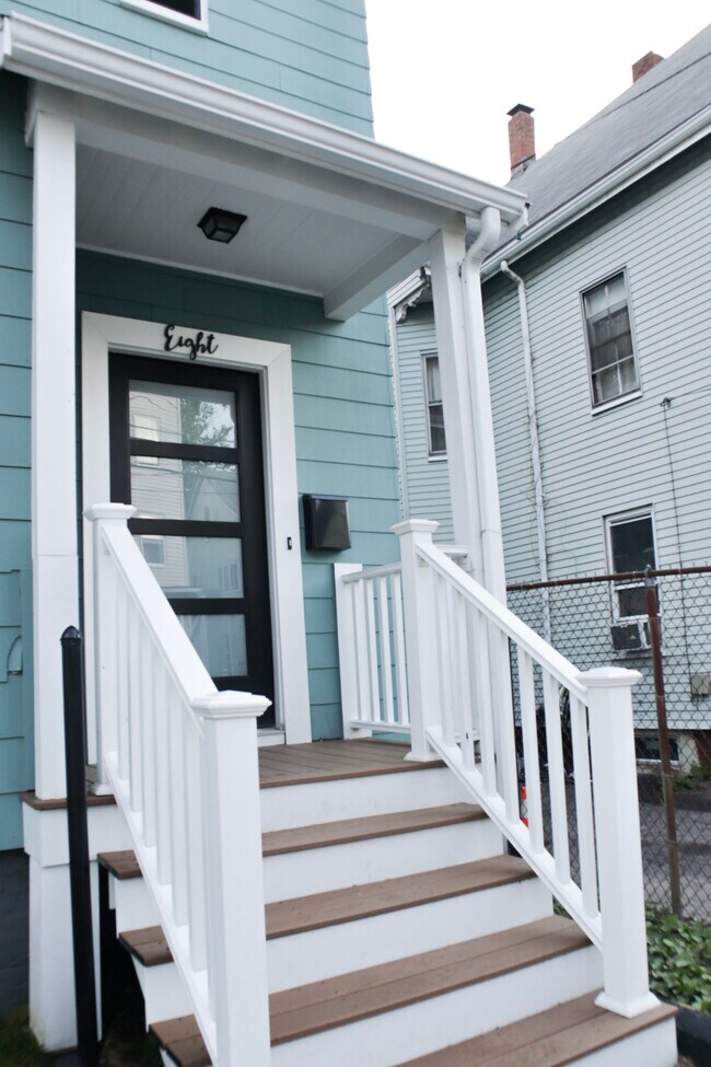 Exterior - IMG 2 - 8 Richdale Ave