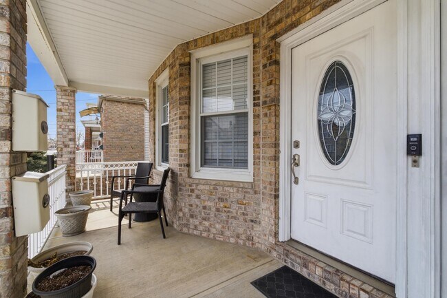 Building Photo - 187 Avenue C