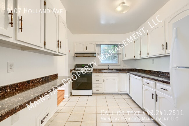 Building Photo - 9407 Holland Ave