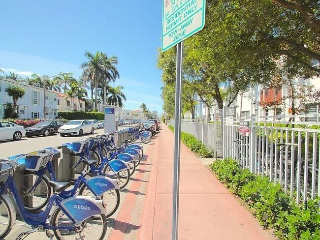 Building Photo - 1550 Pennsylvania Ave