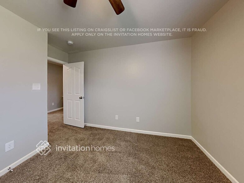 Building Photo - 15249 Pangborn Pl