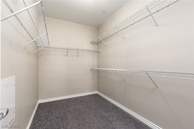 Building Photo - 3140 Baranek Ave
