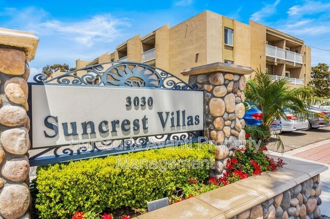 Building Photo - 3030 Suncrest Dr