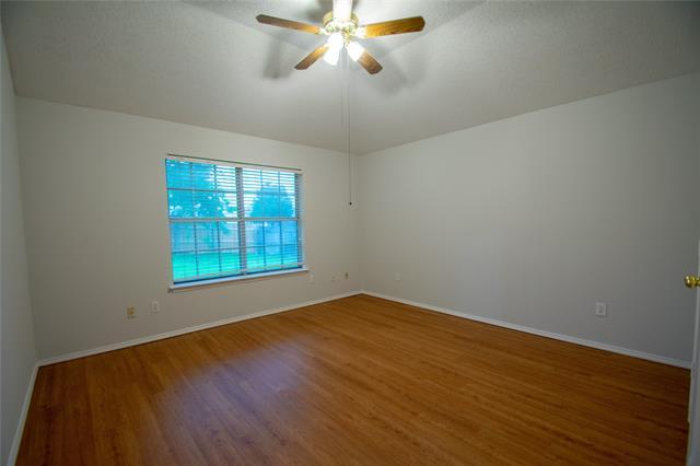 Building Photo - 2404 Whispering Creek Dr
