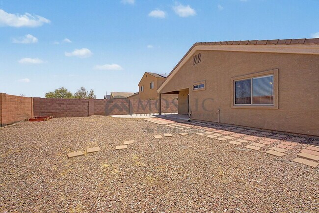 Building Photo - 272 W Settlers Trail