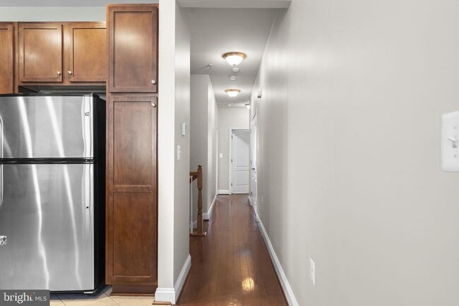 Building Photo - 11209 Chase St