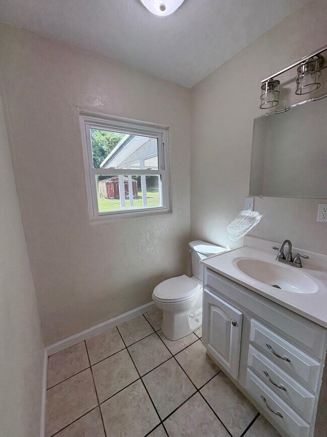 Building Photo - 3.0 bedroom in Monticello Florida 32344
