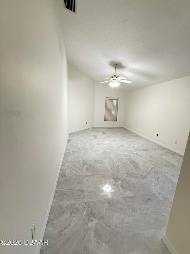 Building Photo - 3727 Sunrise Oaks Dr