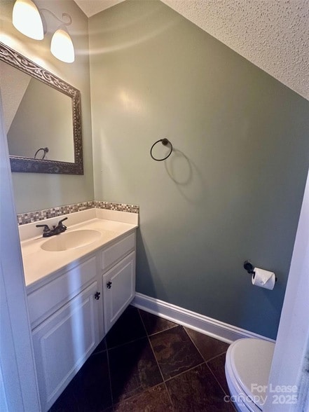 Building Photo - 853 Matthews School Rd